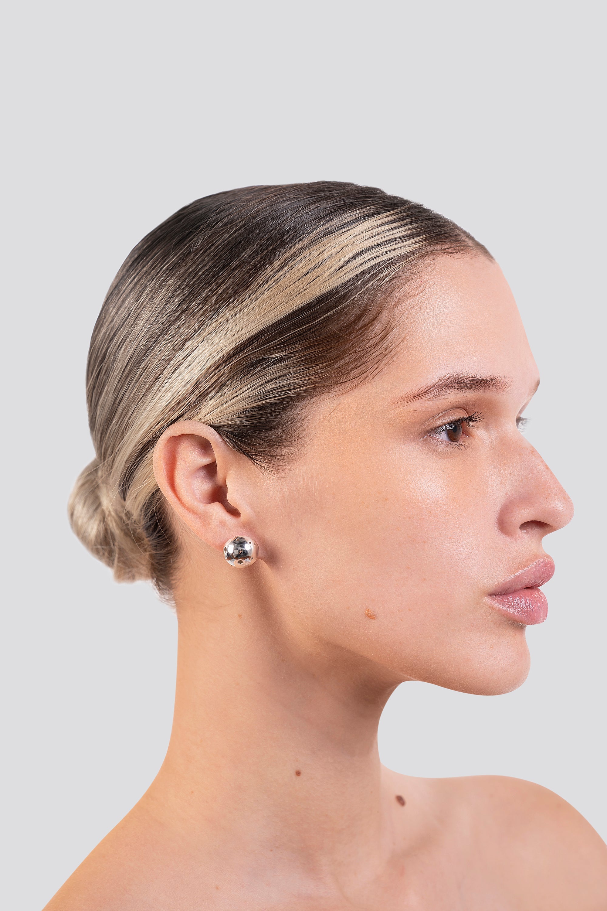 BOLD SMALL BALL EARRINGS