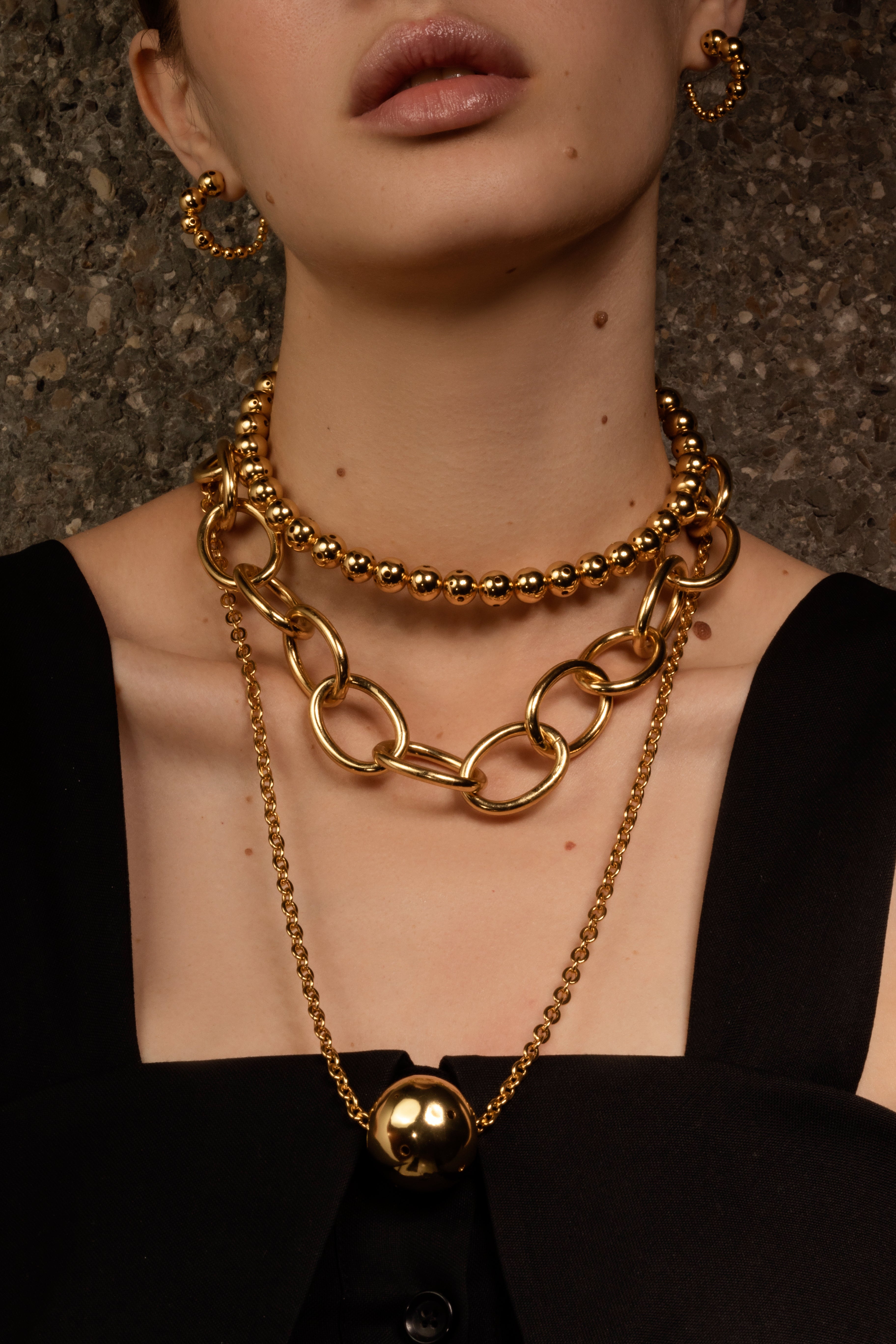 MEDIUM SPHERE NECKLACE