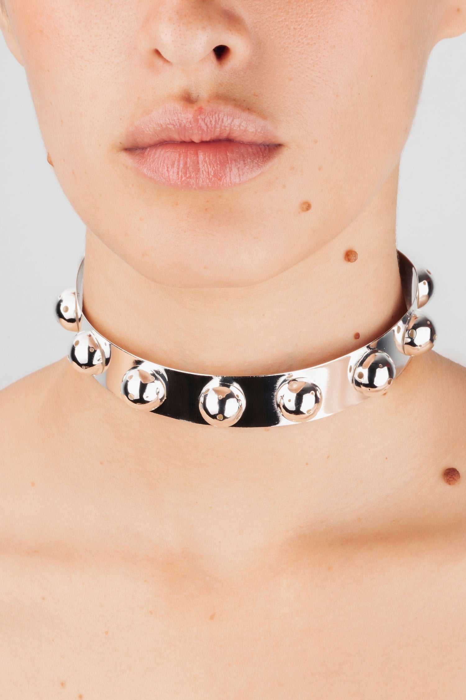 CHOKER WITH BUBBLES SILVER
