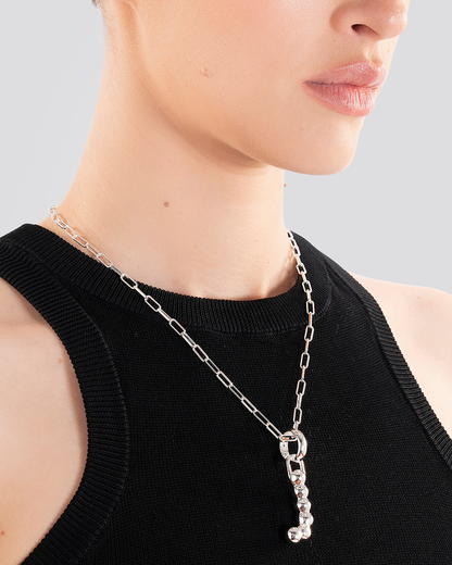 BOLD LETTER NECKLACE SILVER