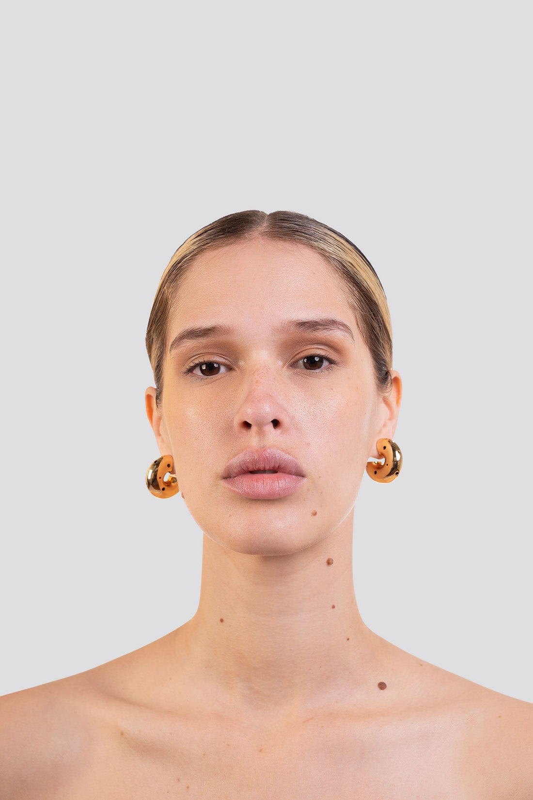 BOLD MEDIUM HOOPS