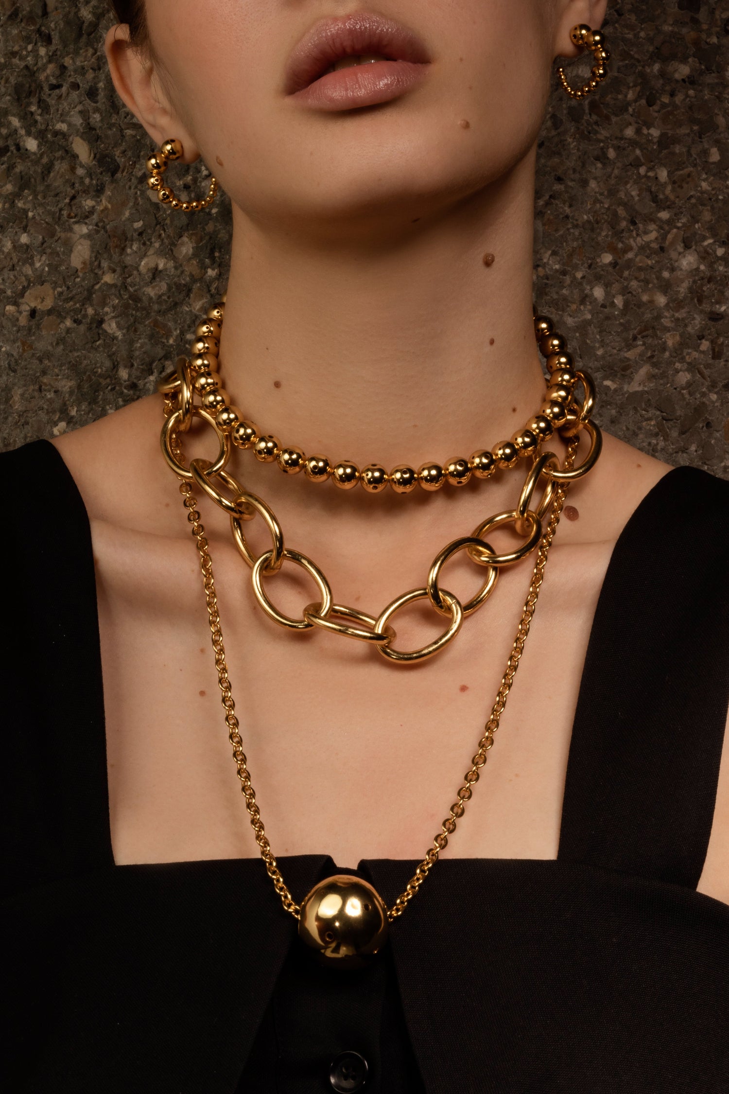 MEDIUM SPHERE NECKLACE