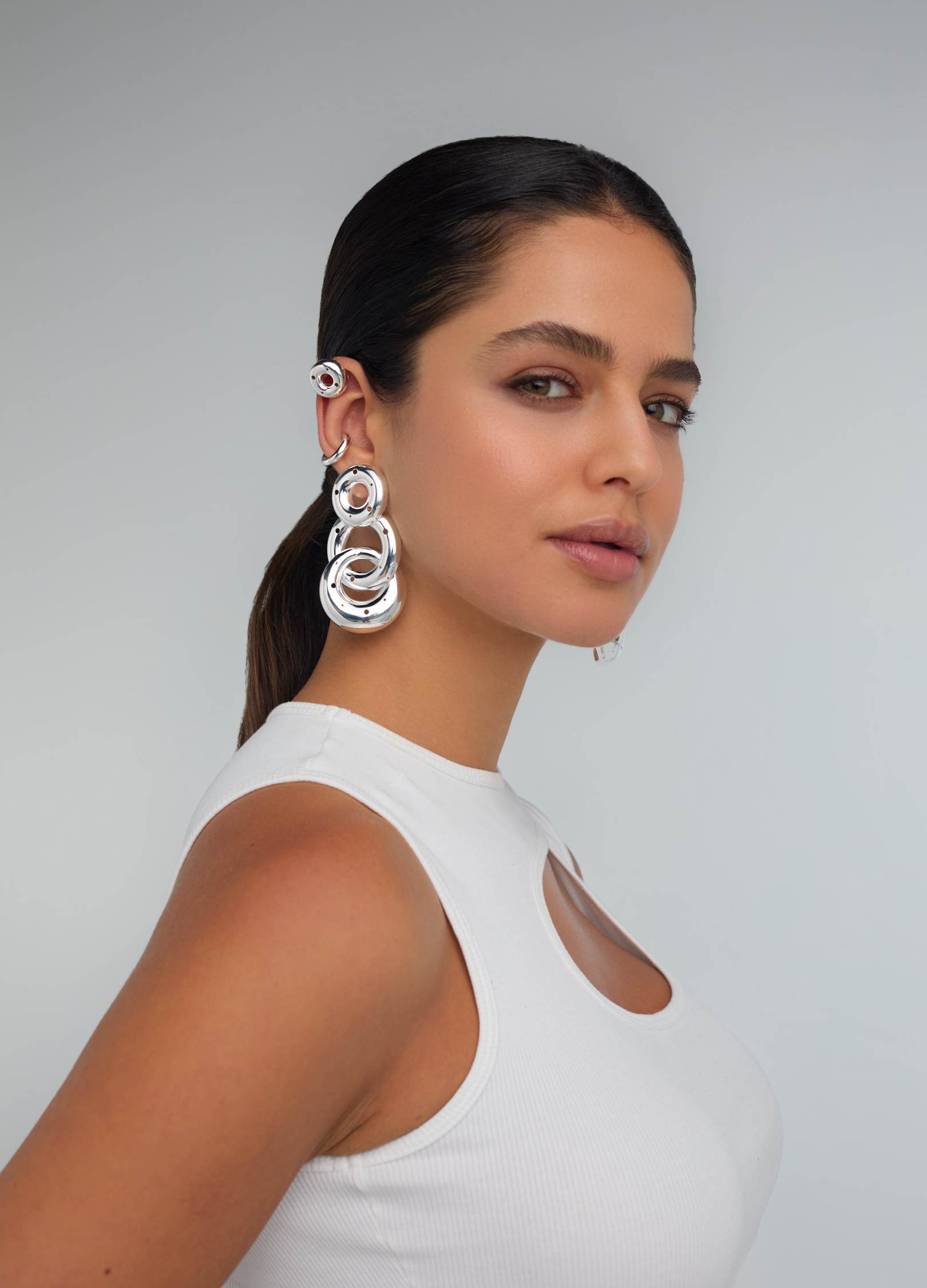 TRIPLE DONNA EARRING